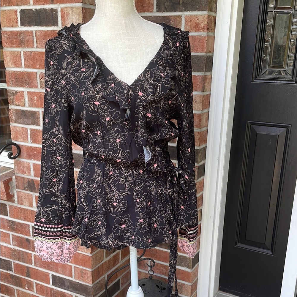 Lovestitch Wrap Around Ruffled Long‎ Sleeve Blouse